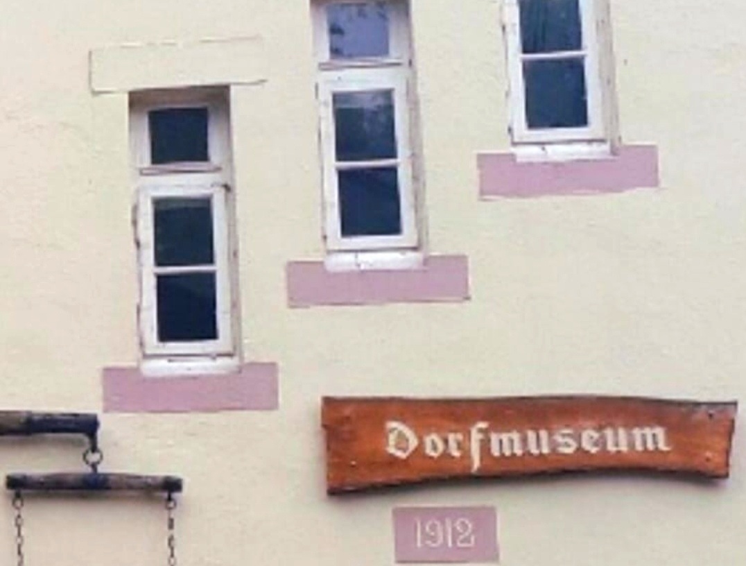 Blick auf die Alte Schule